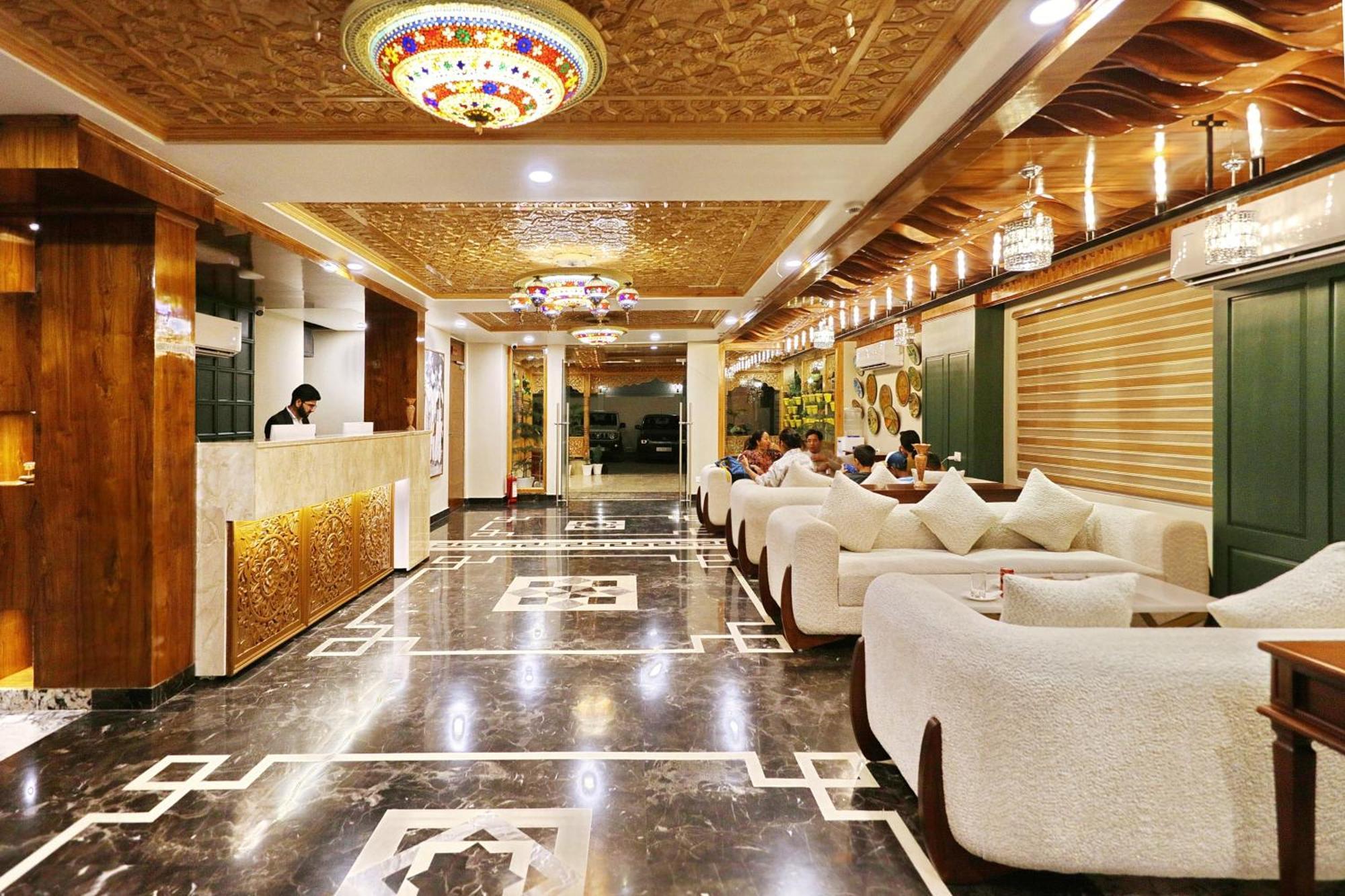 Hotel Blanco Srinagar  Luaran gambar