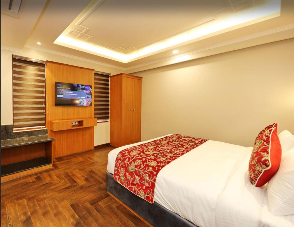 Hotel Blanco Srinagar  Luaran gambar